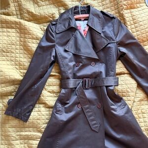 Via Spiga Khaki Green Cotton Blend Shiny Trench Coat